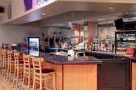 Bar, Kafe, dan Lounge Comfort Inn & Suites Oakland