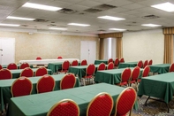 ห้องประชุม Quality Inn&Suites On The Bay Near Pensacola Beach