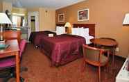 Bilik Tidur 6 SureStay Plus Hotel by Best Western Asheboro