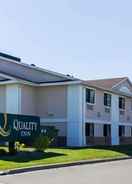 EXTERIOR_BUILDING Quality Inn Grand Forks