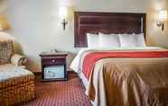 Bedroom 6 Quality Inn & Suites