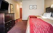 Kamar Tidur 7 Quality Inn & Suites