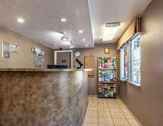 Lobi 2 Econo Lodge Inn & Suites Hillsboro - Portland West