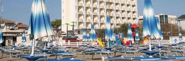 Bangunan Familihotel Lido di Classe