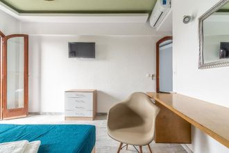 อื่นๆ 4 Prince Of Lillies