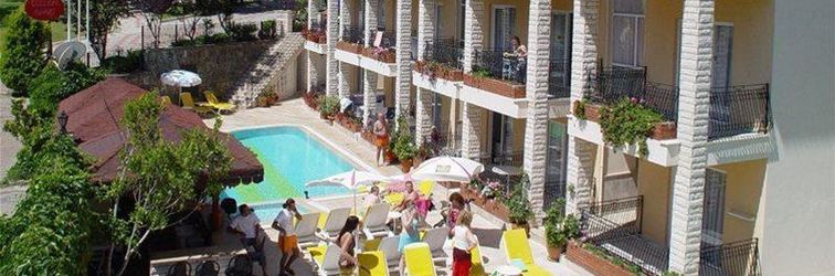 Bangunan Ozlem 1 Apartments