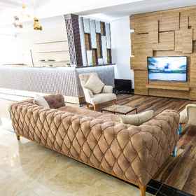 Qinn Hotel 1, Hotel Migros AVM Nike Store I Sportinn