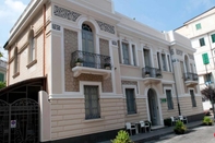 ภายนอกอาคาร Villa Italia Bed And Breakfast