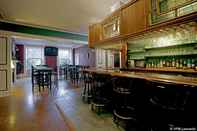 Bar, Kafe, dan Lounge Comfort Inn&Suites Thousand Island Harbour Distric