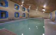 Swimming Pool 2 Comfort Inn&Suites Thousand Island Harbour Distric