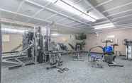 Fitness Center 3 Super 8 by Wyndham Parry Sound/Sequin