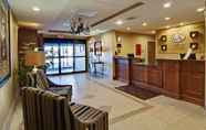 Lobby 2 Comfort Suites Wytheville Area