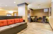 ล็อบบี้ 4 Comfort Suites East St. Louis