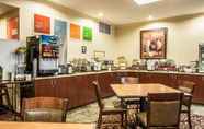 Restaurant 4 Comfort Inn & Suites McMinnville