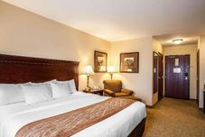 寝室 Comfort Inn & Suites Mcminnville