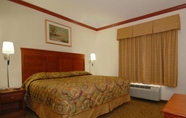 Bedroom 5 Best Western Ingleside Inn & Suites