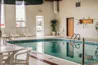 Swimming Pool Comfort Inn Saginaw Area
