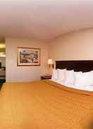 null Econo Lodge Inn & Suites Philadelphia