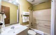 Toilet Kamar 5 Comfort Inn Scottsbluff