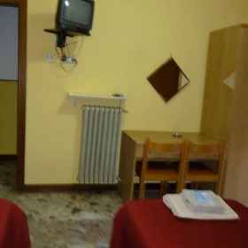 Hotel San Giovanni 1, Hotel Istituto Neurologico Carlo Besta