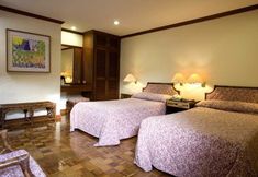 Others 2 Oasis Hotel