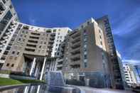 Exterior Gateway Apartments Leeds