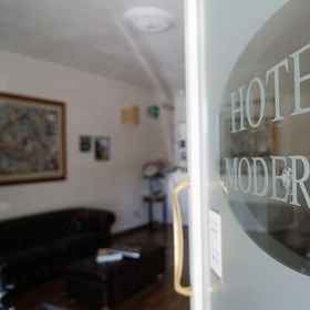 Albergo Moderno1 , 飯店马萨罗萨