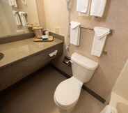 Toilet Kamar 4 Quality Inn Rosebud Casino