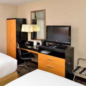 Holiday Inn Express NEW YORK JFK AIRPORT AREA, an IHG Hotel1 , 飯店Beach 36th Street