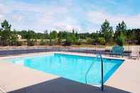 Swimming Pool Econo Lodge Inn & Suites Lugoff