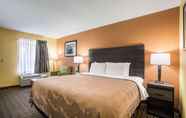 Kamar Tidur 7 Quality Inn White House