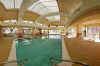 Swimming Pool Comfort Inn & Suites Orem near University