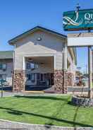 EXTERIOR_BUILDING Quality Inn & Suites Toppenish - Yakima Valley