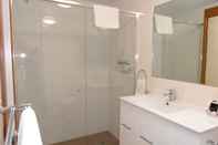 Toilet Kamar Adelaide Serviced Accommodation