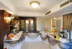 Others 2 Daphne Hotel