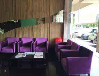 Lobi 2 Eight Days Boutique Hotel Permas Jaya