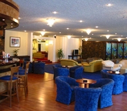 Bar, Kafe, dan Lounge 2 Ionian Park Hotel