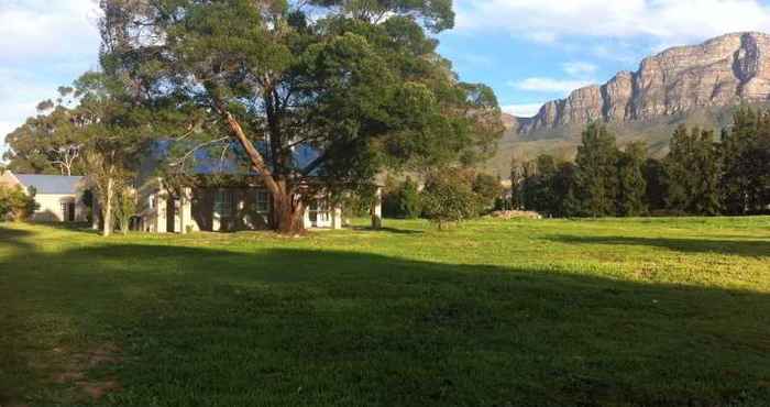 Bangunan Saronsberg Vineyard Cottages