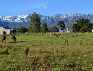 Bangunan 2 Saronsberg Vineyard Cottages