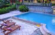 Kolam Renang 6 Raffles Holiday Hotel