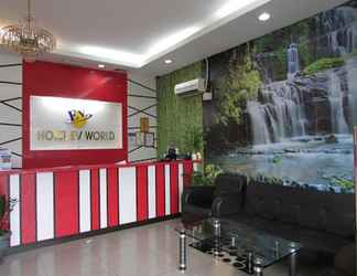 Lobby 2 Ev World Hotel Shah Alam 1