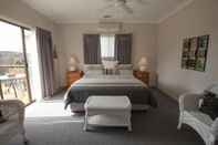 Bilik Tidur Batemans Bay Manor - Bed and Breakfast