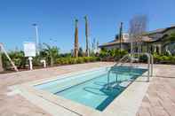 Swimming Pool ChampionsGate Resort Luxury Home