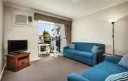 Ruang untuk Umum 4 Comfort Apartments South Perth