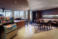 Bar, Kafe, dan Lounge Sonesta Select Atlanta Cumberland Galleria