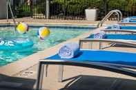 Swimming Pool Hawthorn Suites by Wyndham Cincinnati NE Mason