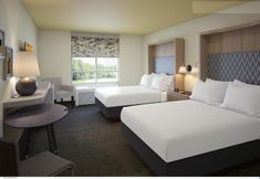 Bedroom 2 Holiday Inn & Suites Bothell - Seattle Northeast