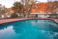 Swimming Pool Glen Helen Lodge