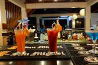 Bar, Kafe, dan Lounge Kahuna Beach Resort and Spa