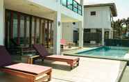 Swimming Pool 7 Kahuna Beach Resort and Spa